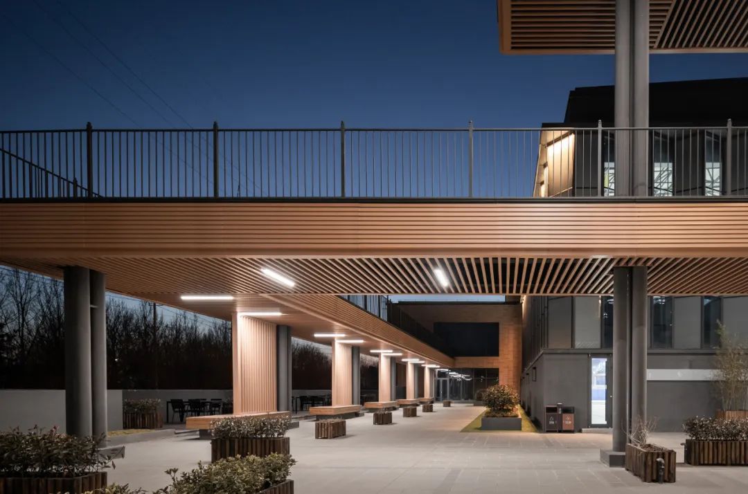 1660118266693711.jpg 4.jpg