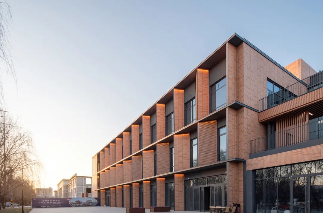 1660118279841225.jpg 5.jpg